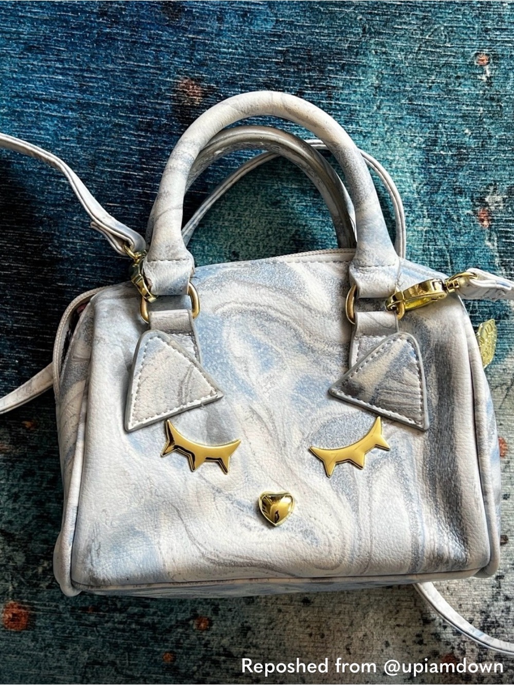 Betsey Johnson Marble-Effect Cat Face Mini Satchel - Light Gray & Gold